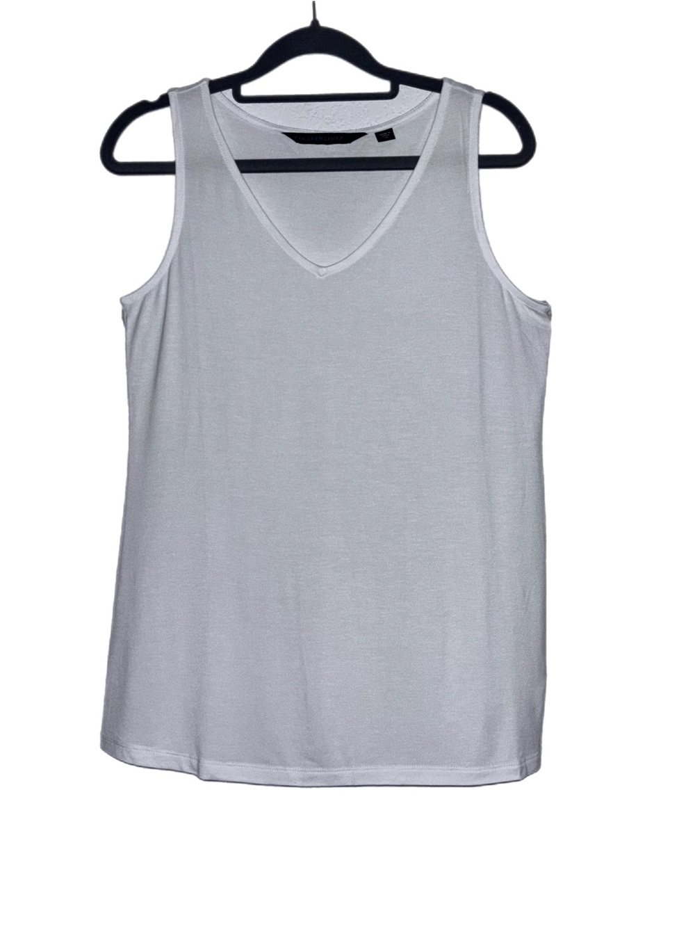 Colleen Lopez White V-Neck Sleeveless Tank Top NWOT